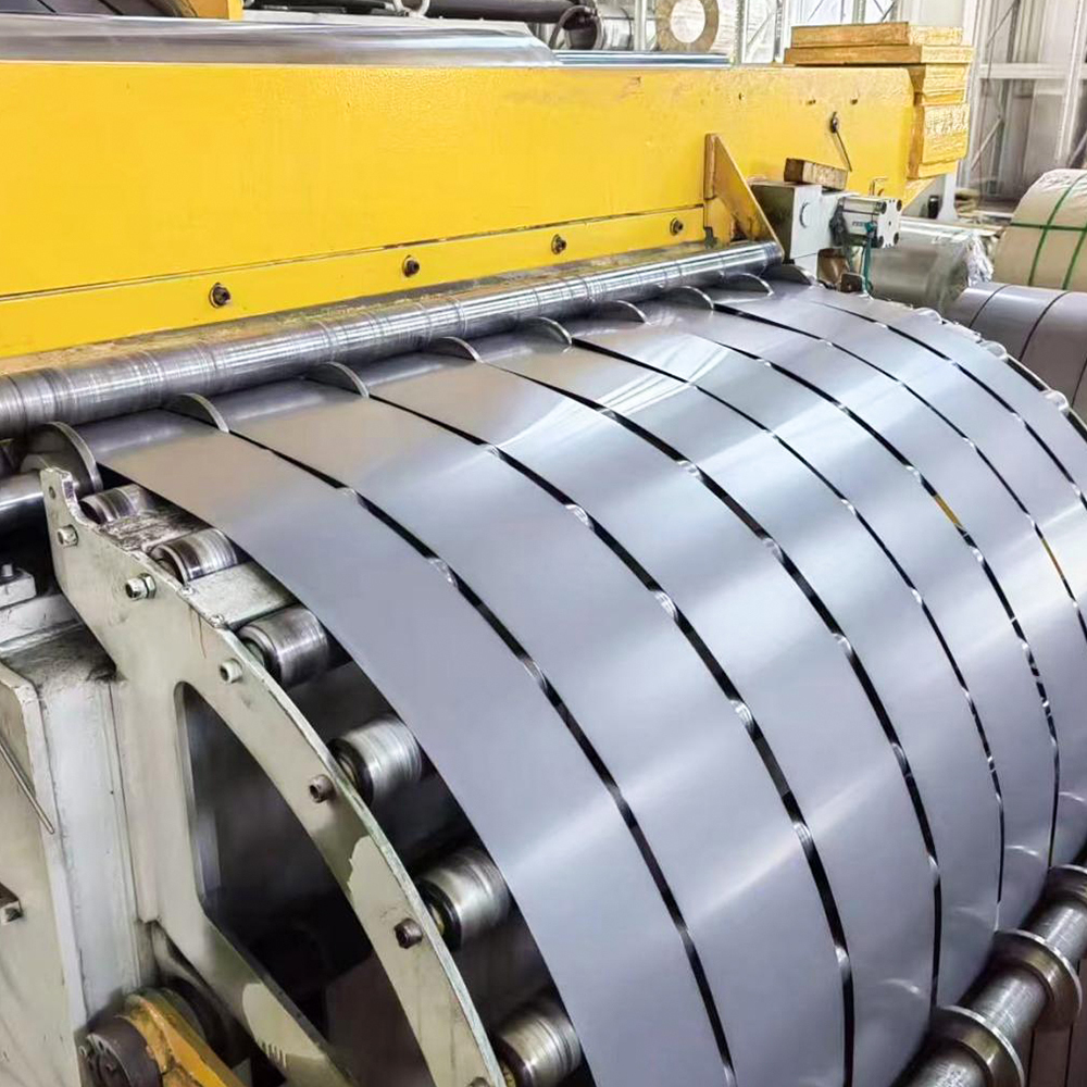 Nucleo avvolto triangolare tridimensionale